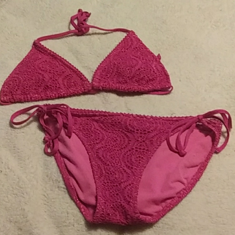 Old navy bikini size medium.